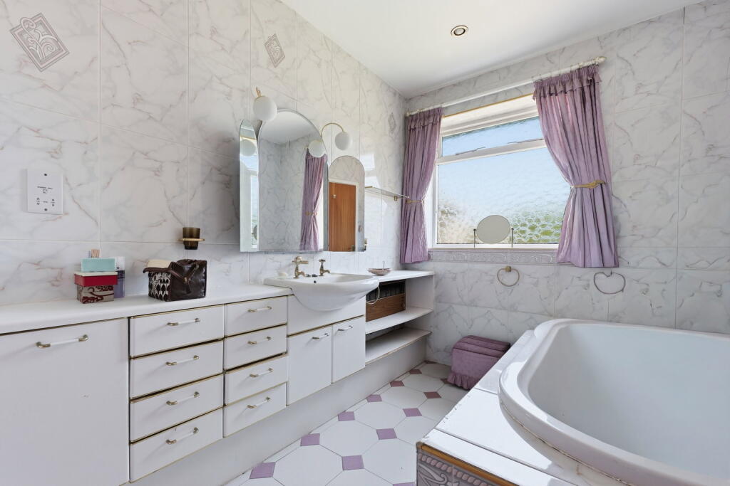 Property image #8