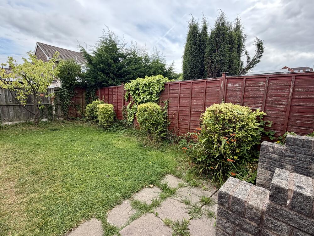 7 Crispin Drive, Gleadless , Sheffield, South Yorkshire S12 2NE image 5