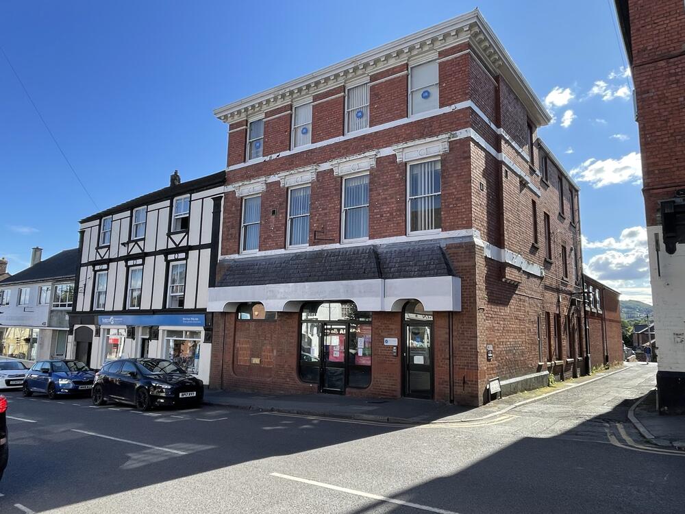 2, 48 High St, Chester, Mold CH7 1BA