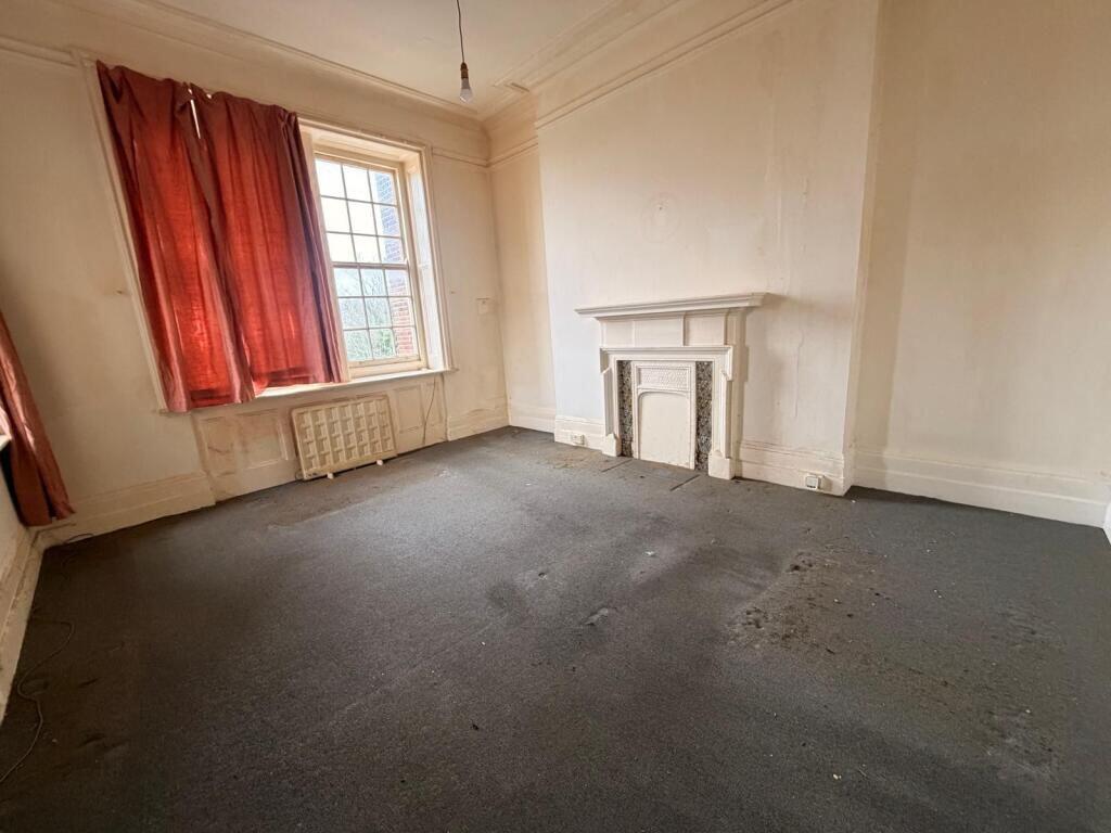 Property image #3