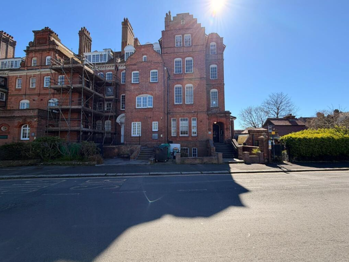 One-Bedroom Flat Requiring Refurbishment