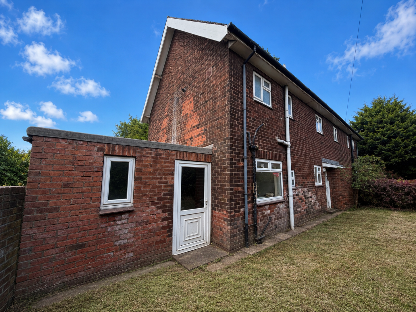 Property image #0