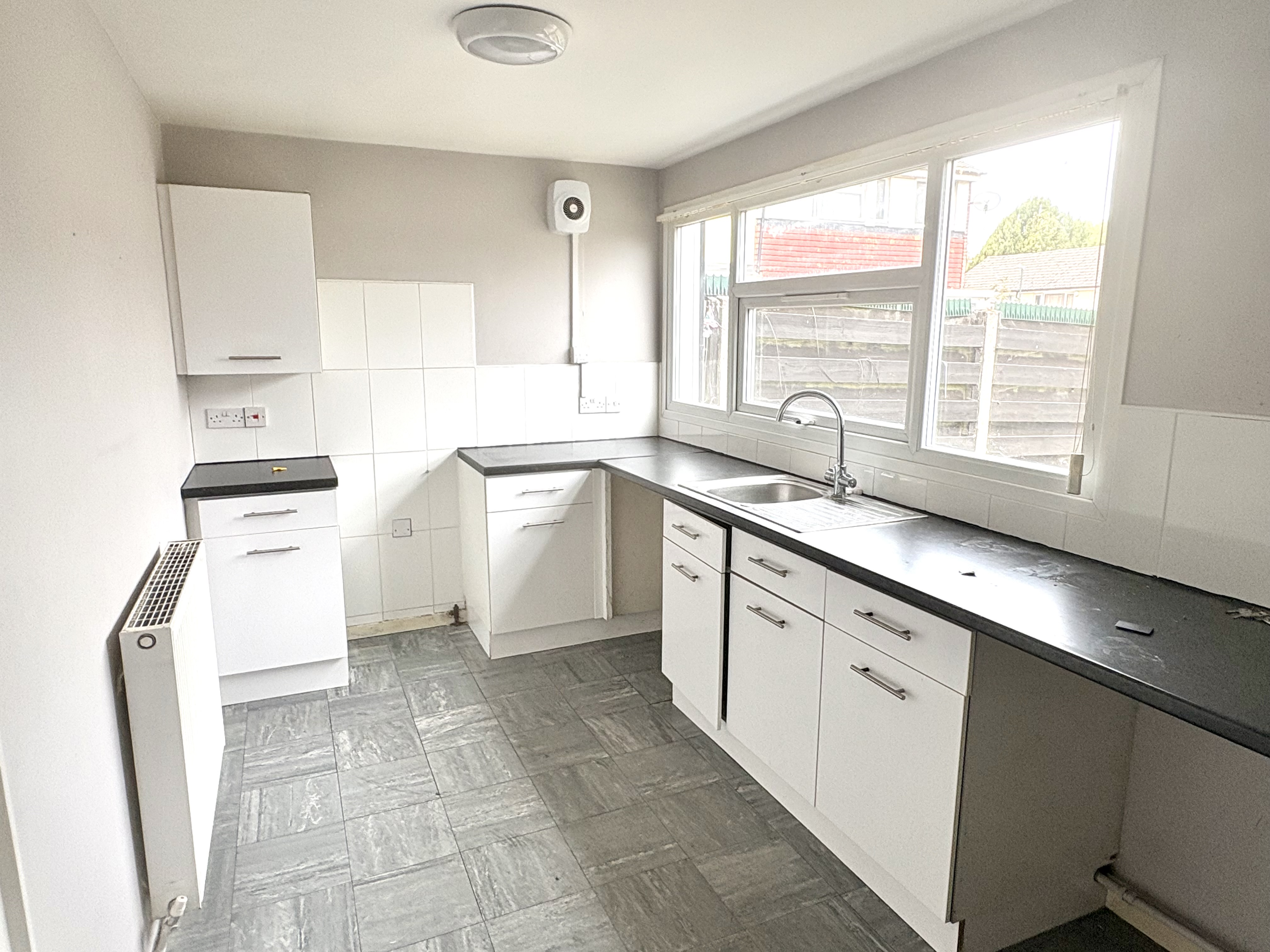 Property image #3