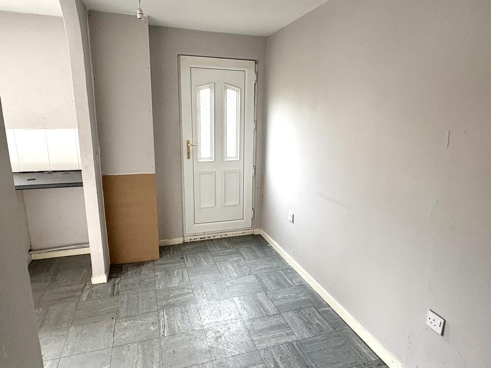 Photo of 102 Cranwell Rd, Nottingham NG8 6NT