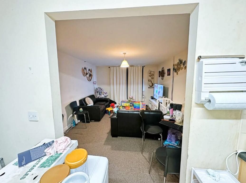 Property image #4