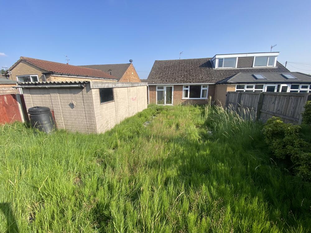 Photo of 14 Caxton Cl, New Whittington, Chesterfield S43 2EA