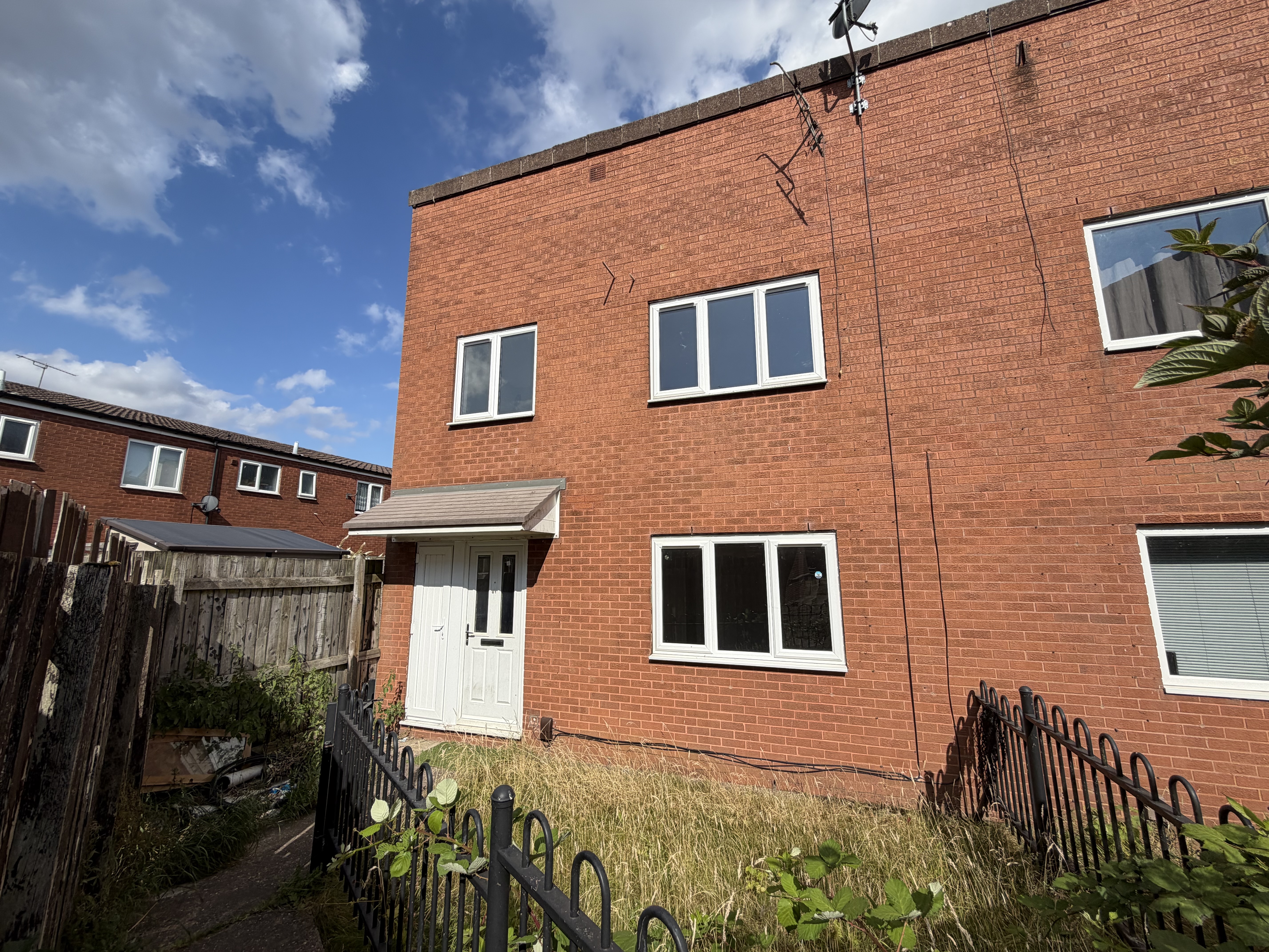 End of terrace house
