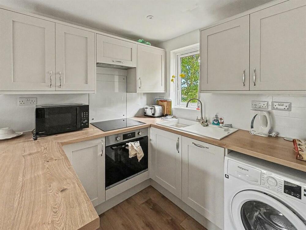 Photo of 39 Bloomsbury Way, Lichfield WS14 9XH