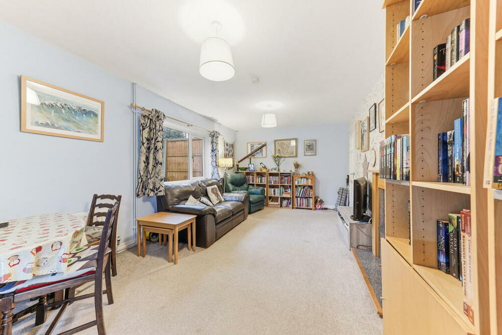 Photo of 13 St James Dr, Horsforth, Leeds LS18 5QY