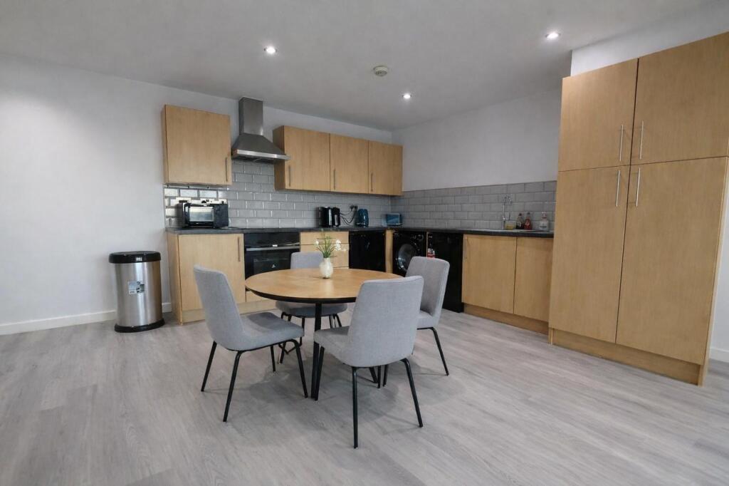 Property image #2