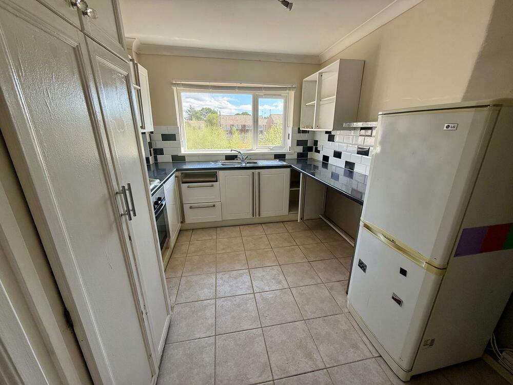 Photo of 150 Freshwater Dr, Poole BH15 4JF
