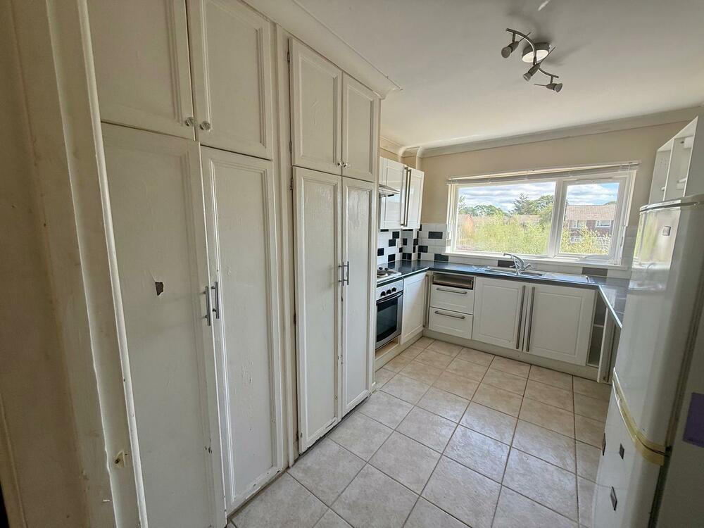 Photo of 150 Freshwater Dr, Poole BH15 4JF