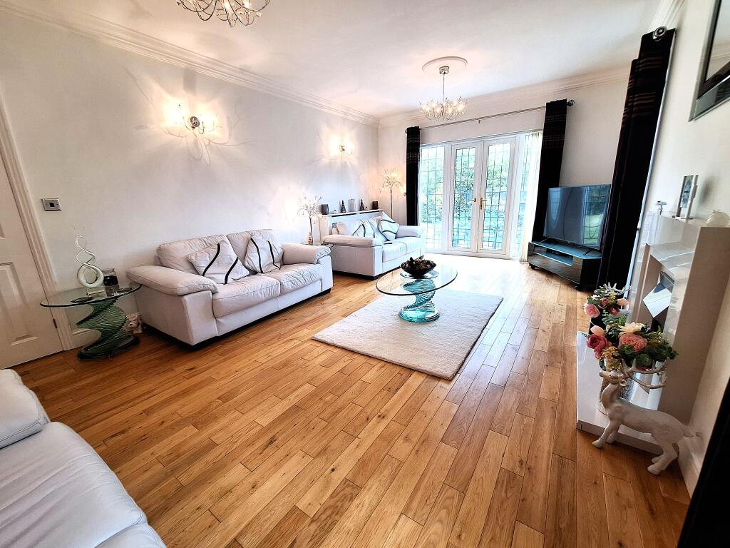 Property image #9