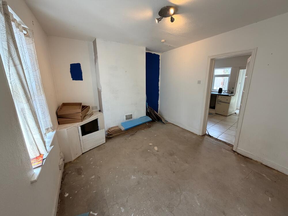 Photo of 98 India Rd, Gloucester GL1 4DL