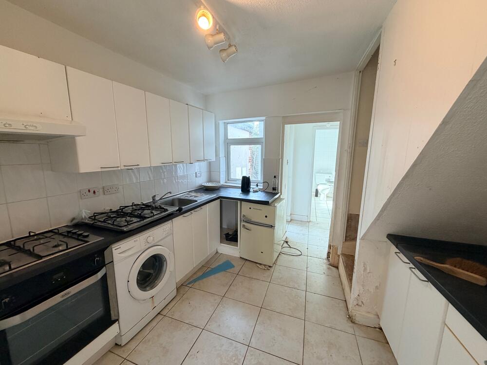 Photo of 98 India Rd, Gloucester GL1 4DL
