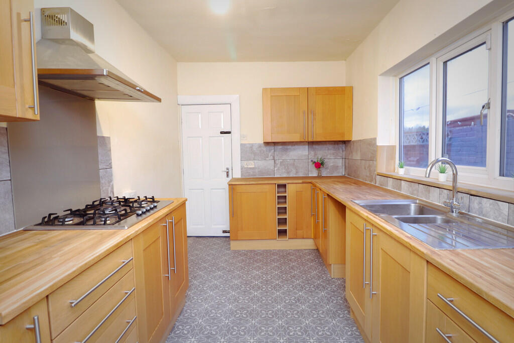 Property image #3
