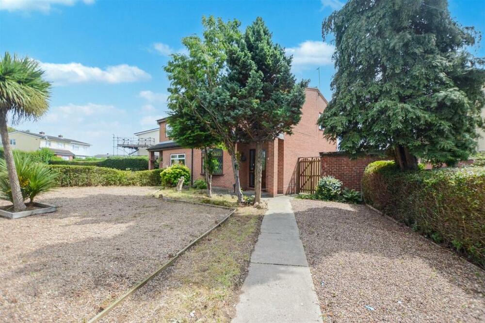 Photo of 111 Birchover Rd, Nottingham NG8 4BW