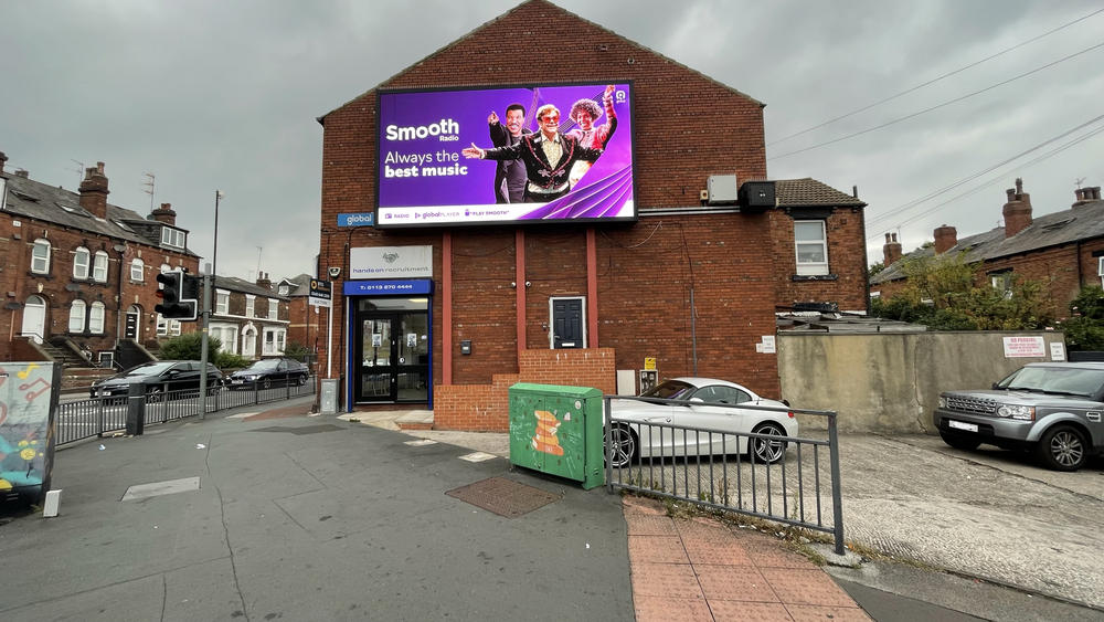 Photo of 215 Dewsbury Rd, Leeds LS11 5HZ
