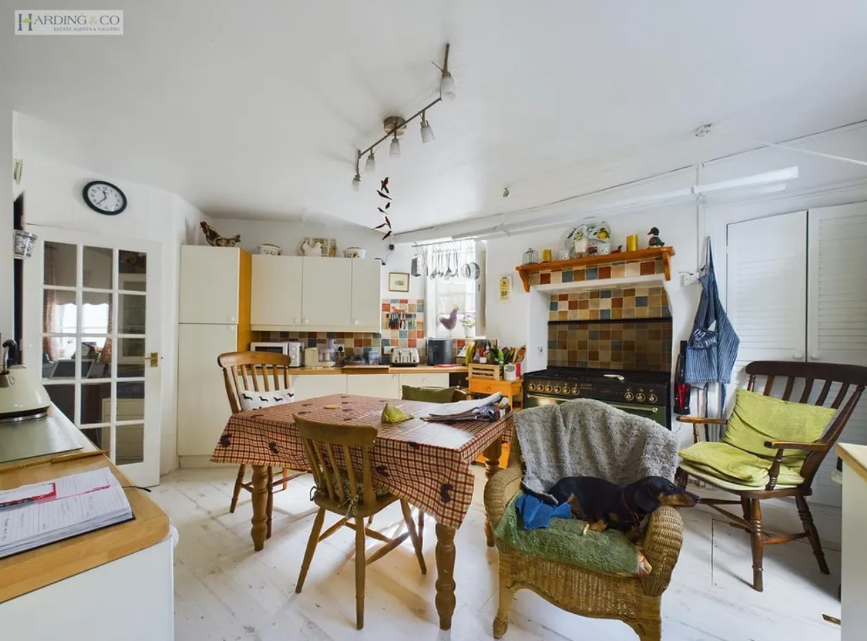 Property image #9