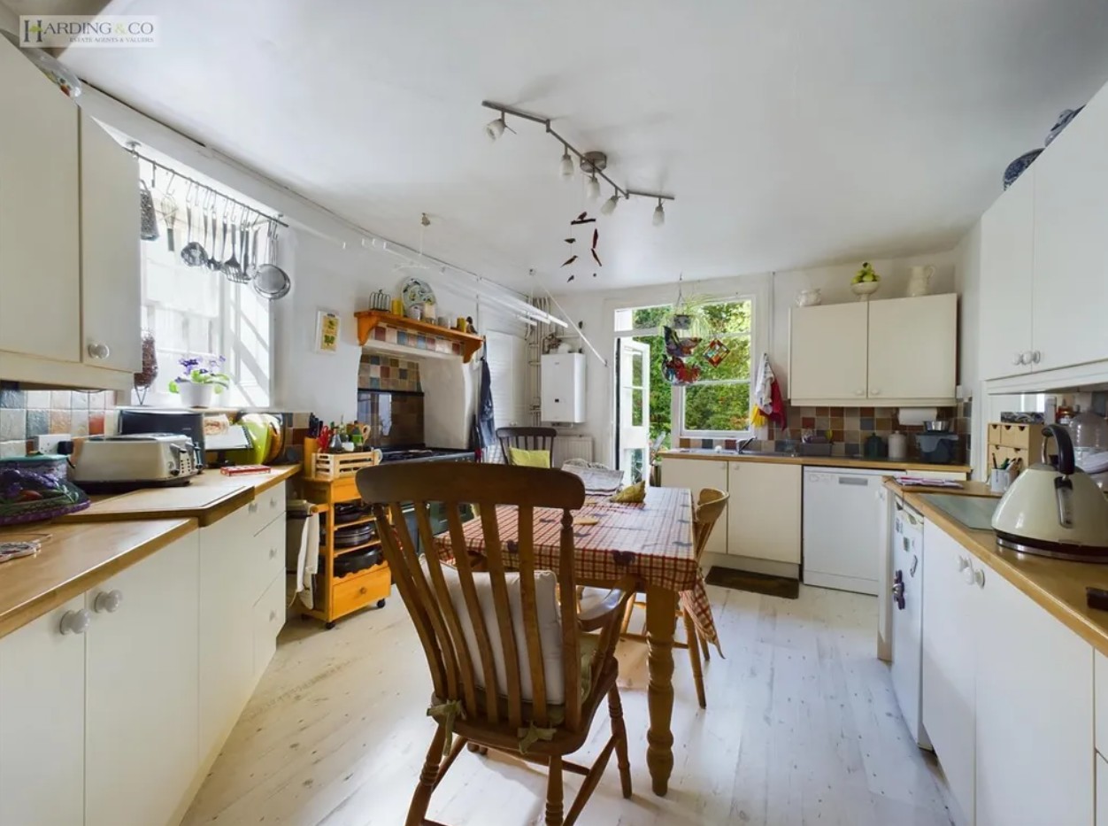 Property image #8