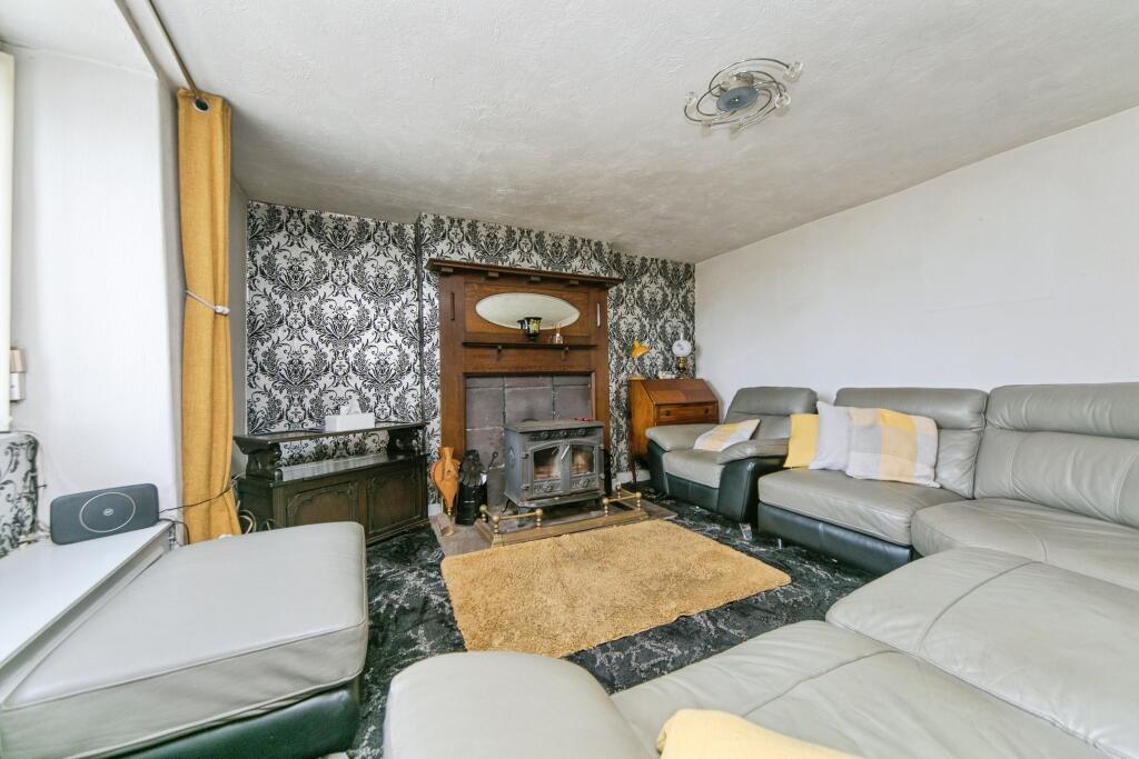 Property image #1
