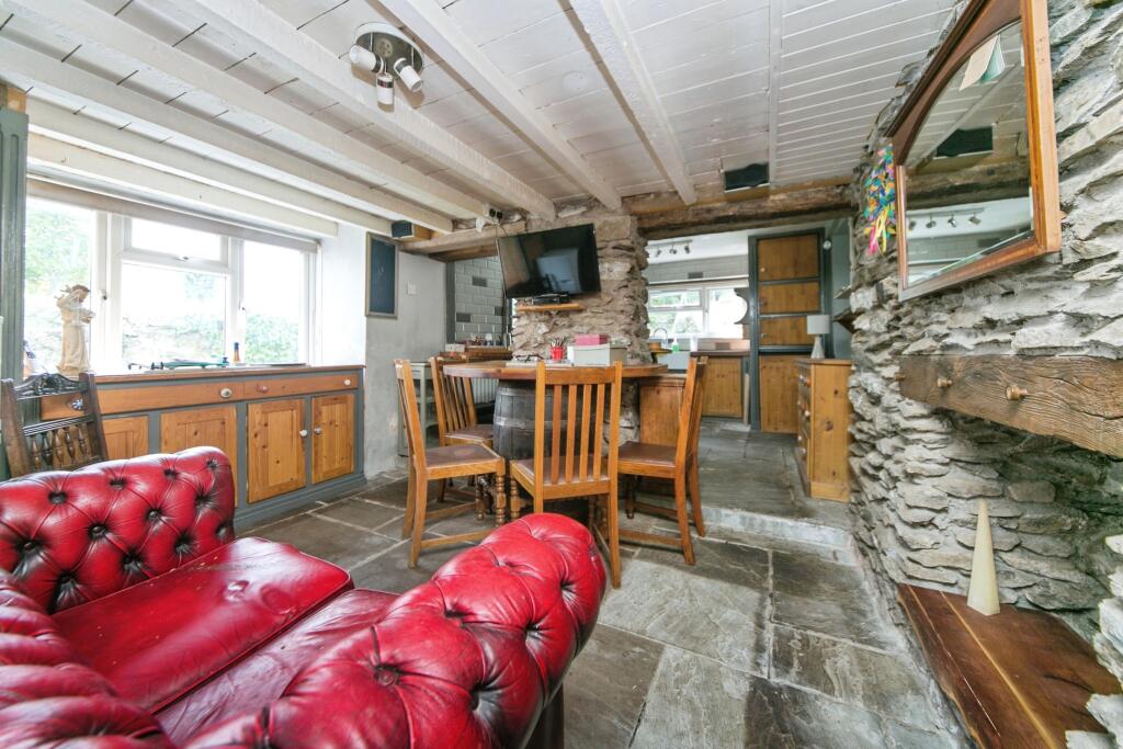 Property image #2