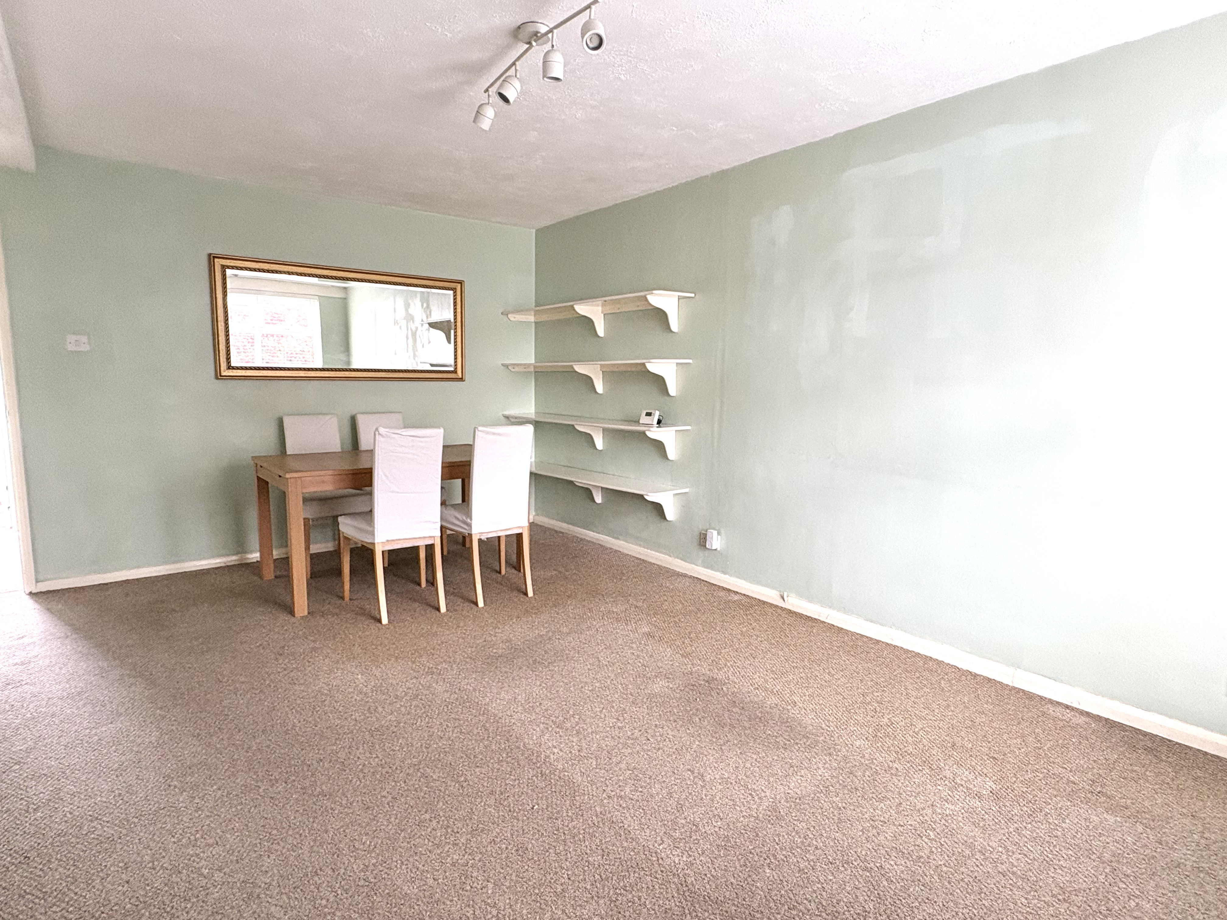 Property image #1
