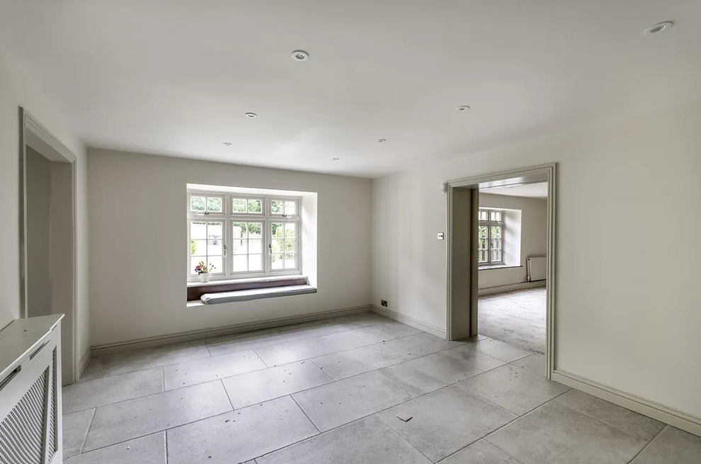 Property image #8