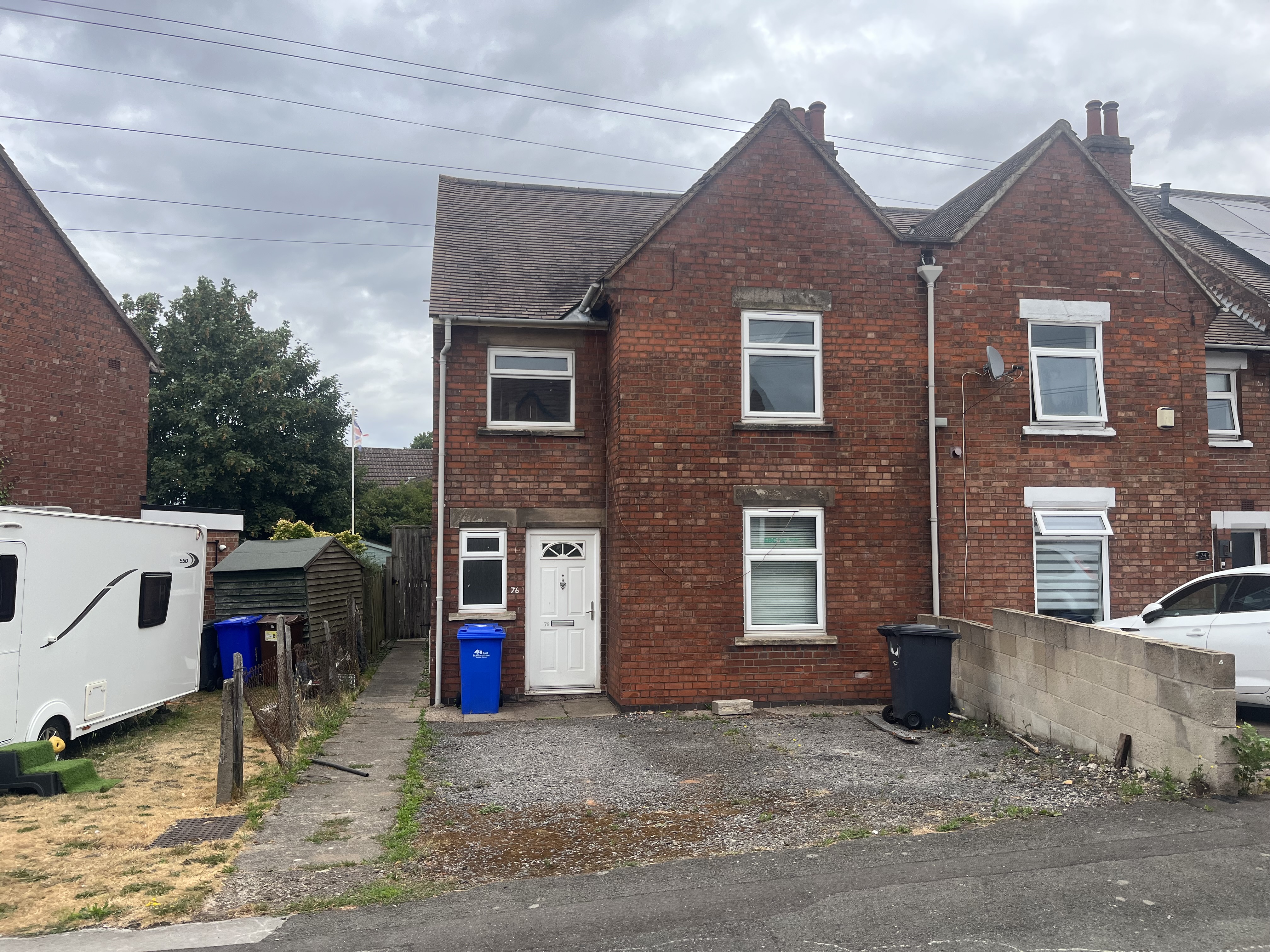 Three Bedroom End Town House