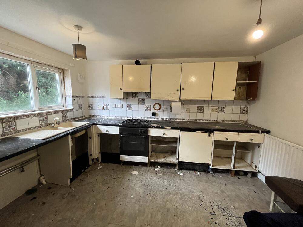 Photo of 324 Whinney Hill Park, Brighouse HD6 2PU
