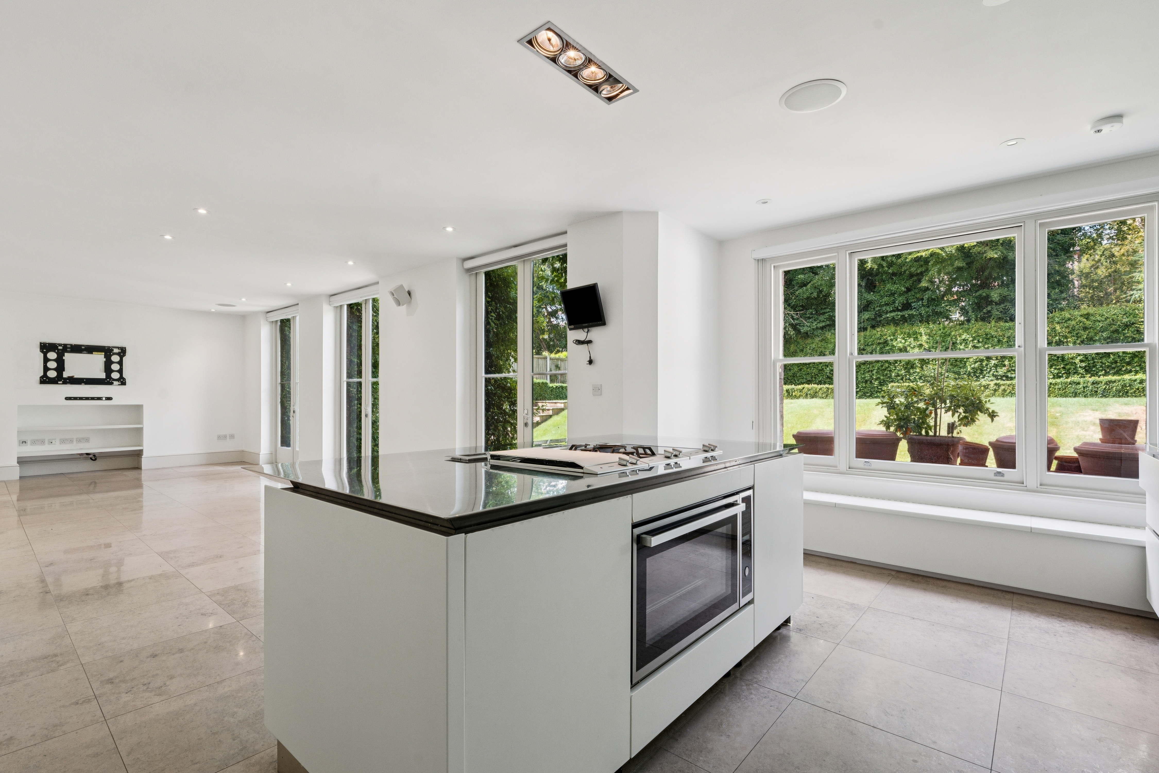 Property image #8