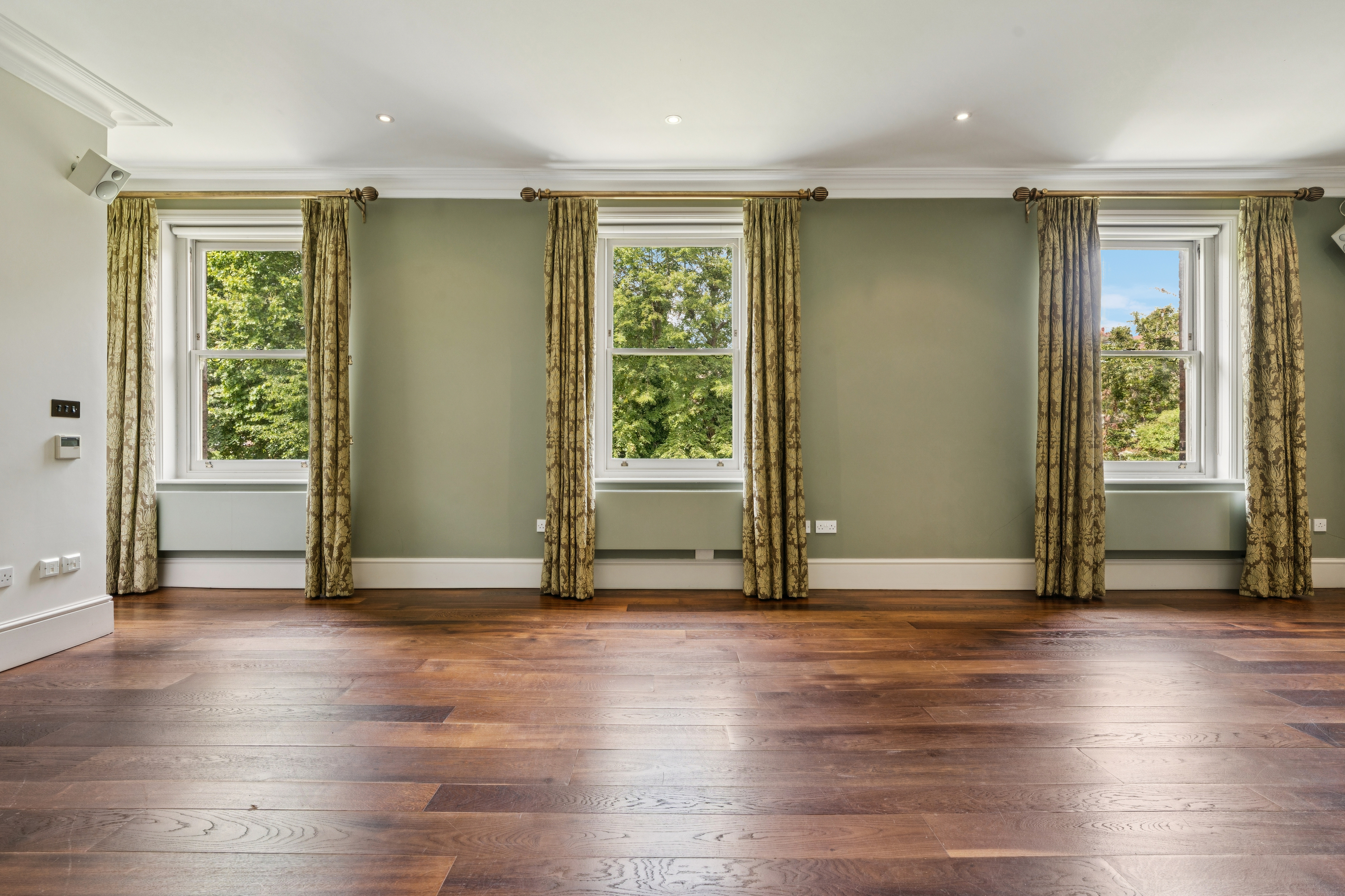 Property image #9