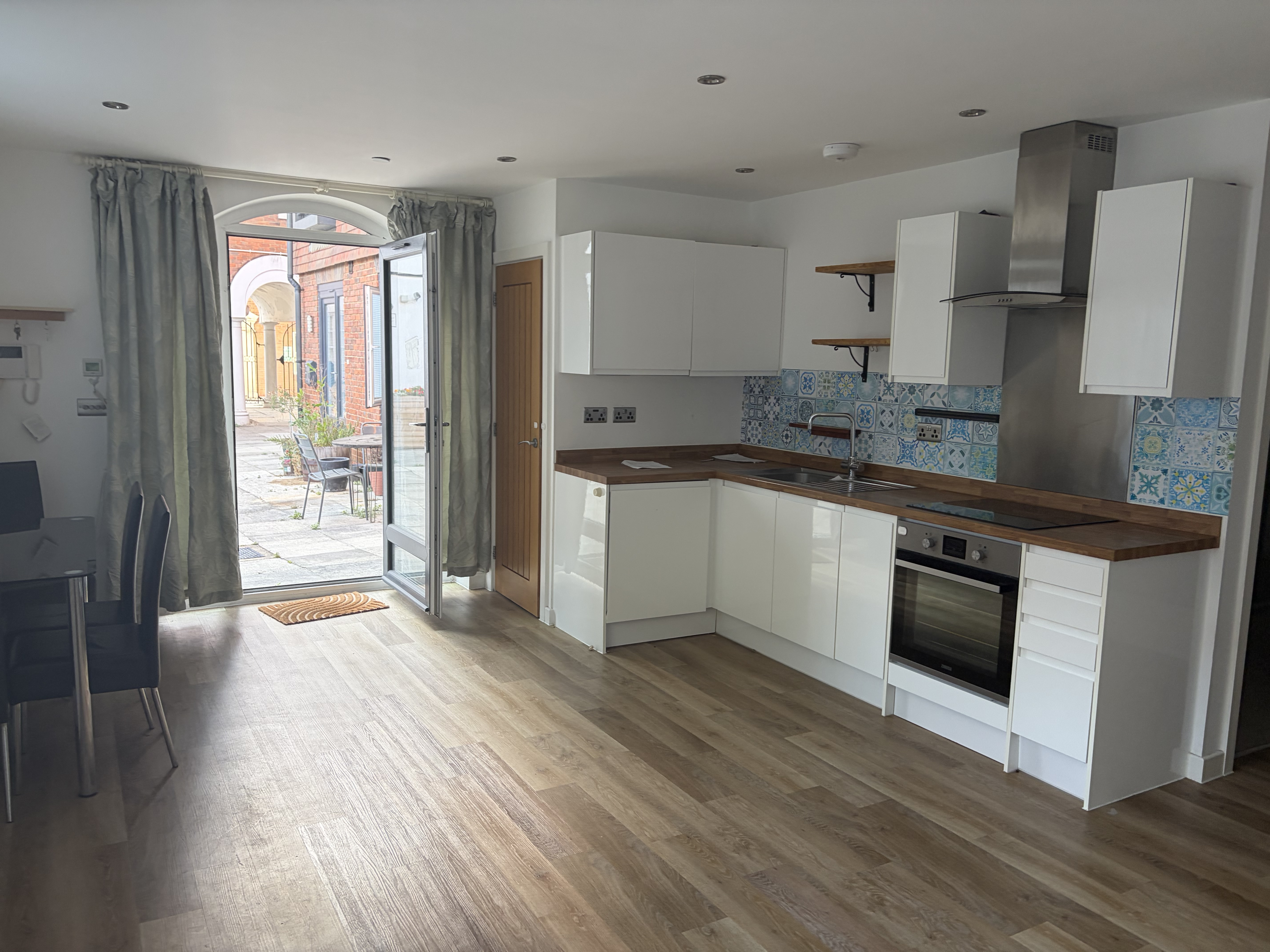 Property image #2