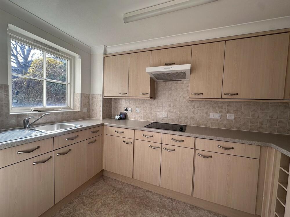 Photo of Flat 1, Nelson Court, Glen View, Gravesend, Kent DA12 1PL