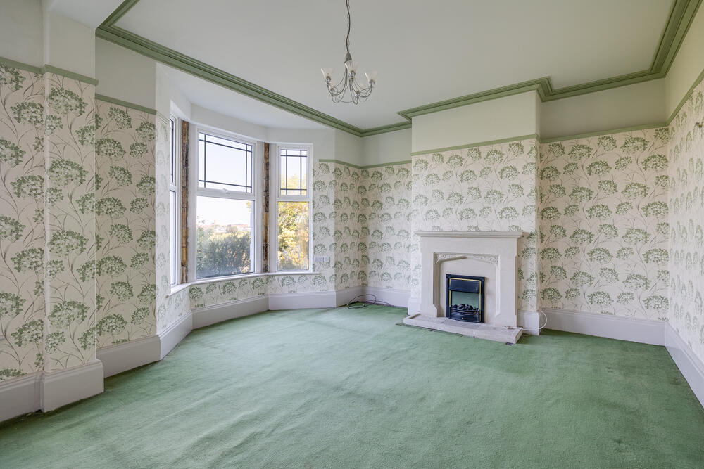 Photo of 45 Dee Banks, Chester, Cheshire CH3 5UU