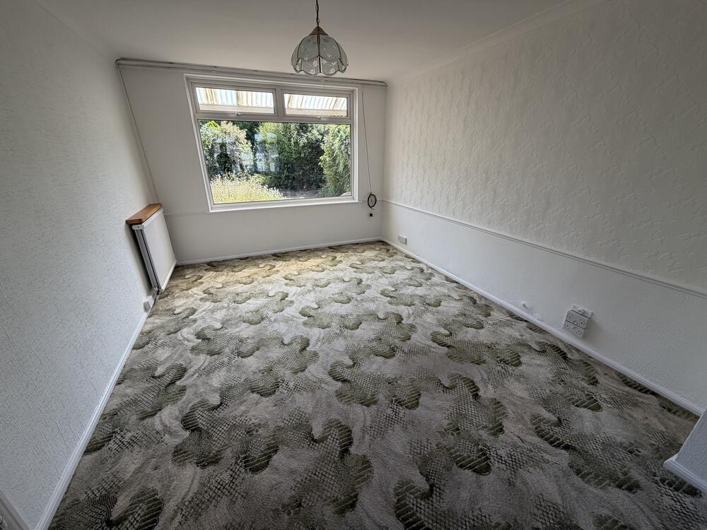 Photo of 9 Park Rd, Bramcote, Nottingham NG9 3LA