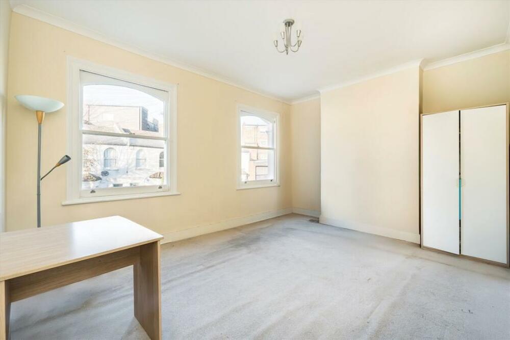 Photo of 33B Hannell Rd, London SW6 7RA