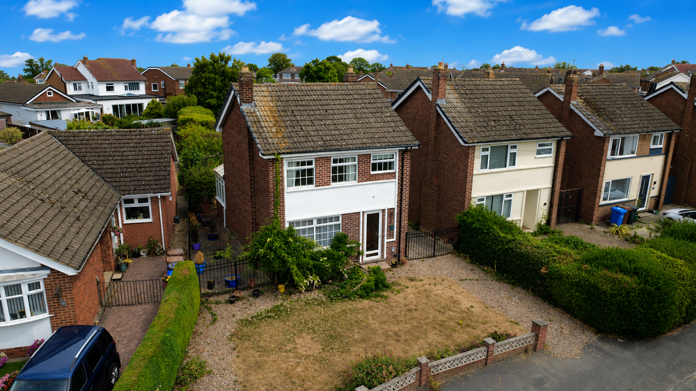 Three Bedroomed Detached Family Home