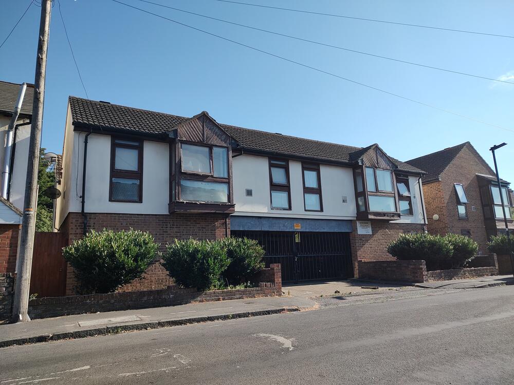 Photo of 5, Hyde Court, 1A Orchard Rd, Hounslow TW4 5JQ