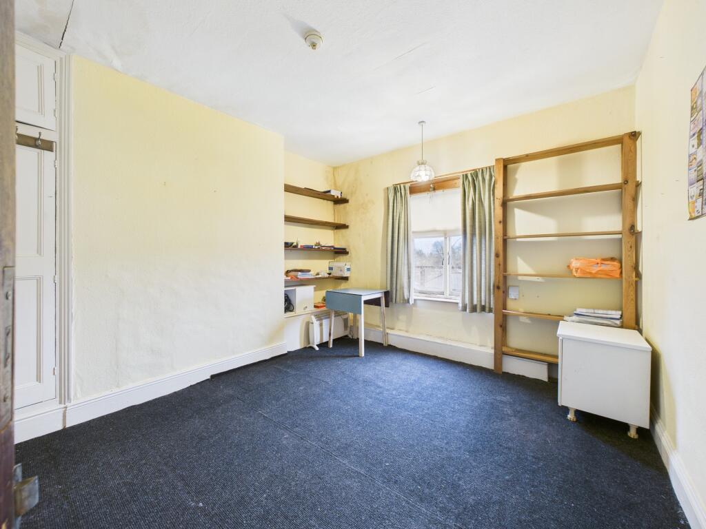 Property image #9