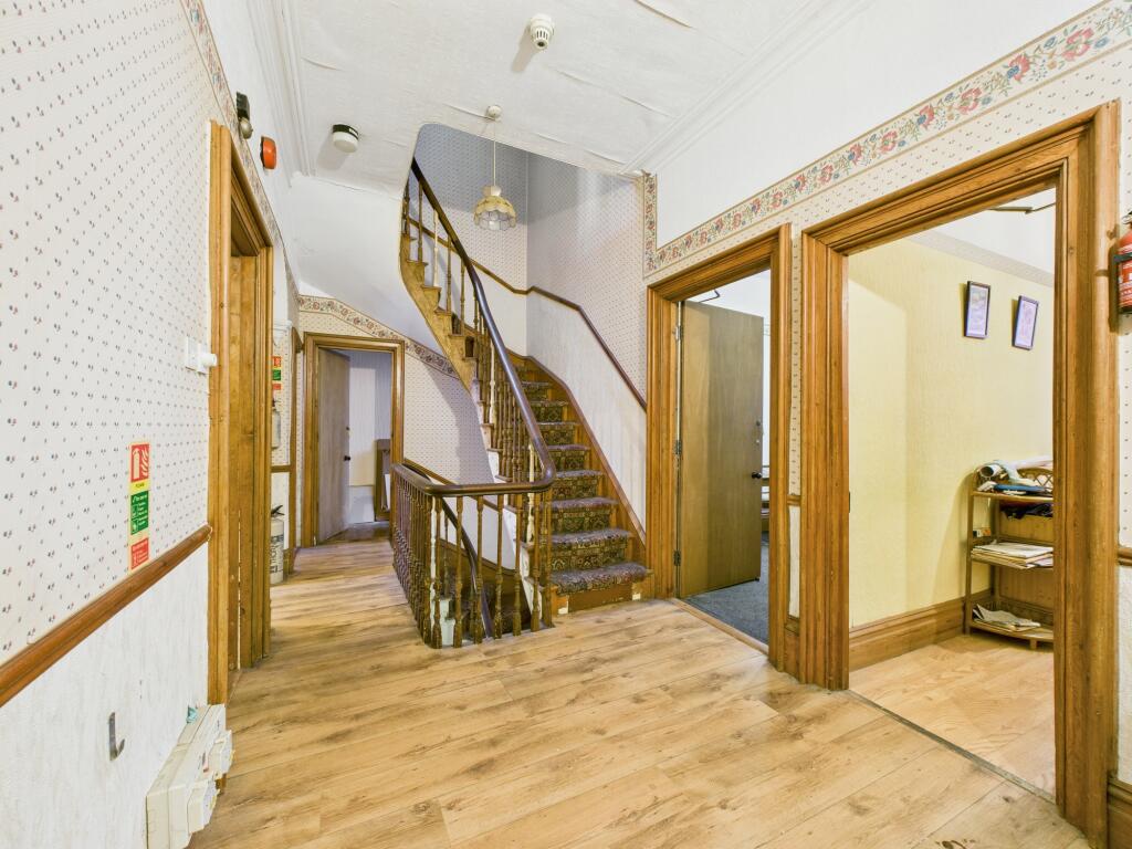 Property image #4