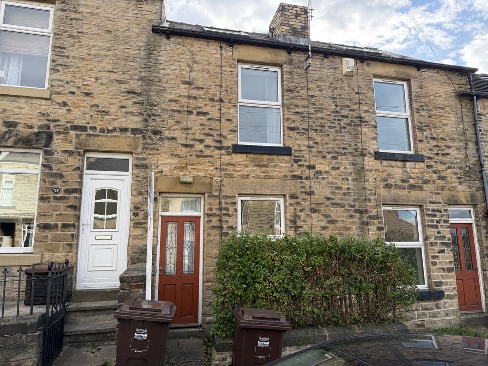 3 Bedroom Leasehold Terraced House