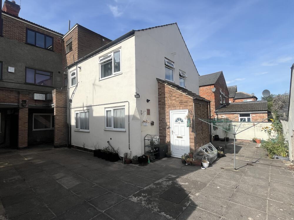 Photo of Flat 10, Ardingley Court, 183-187 Hinckley Road, Leicester, Leicestershire LE3 0TF