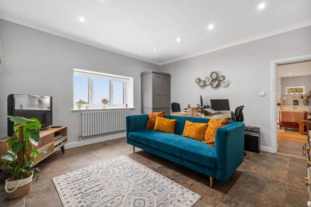 Property image #4