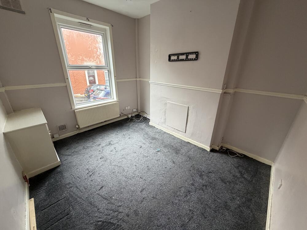 Photo of 27 Foxhouse Street, Blackburn, Lancashire BB2 1HR