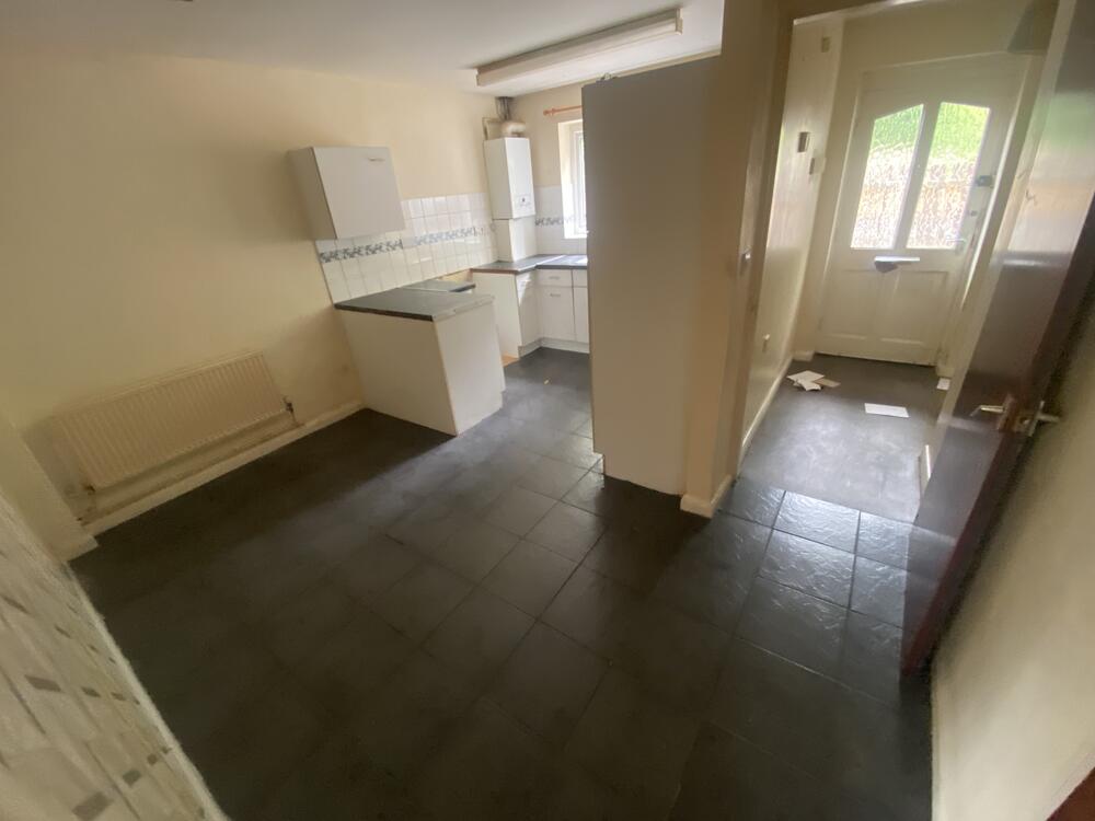 Photo of 17 The Wickets, Batley, West Yorkshire WF17 7LA
