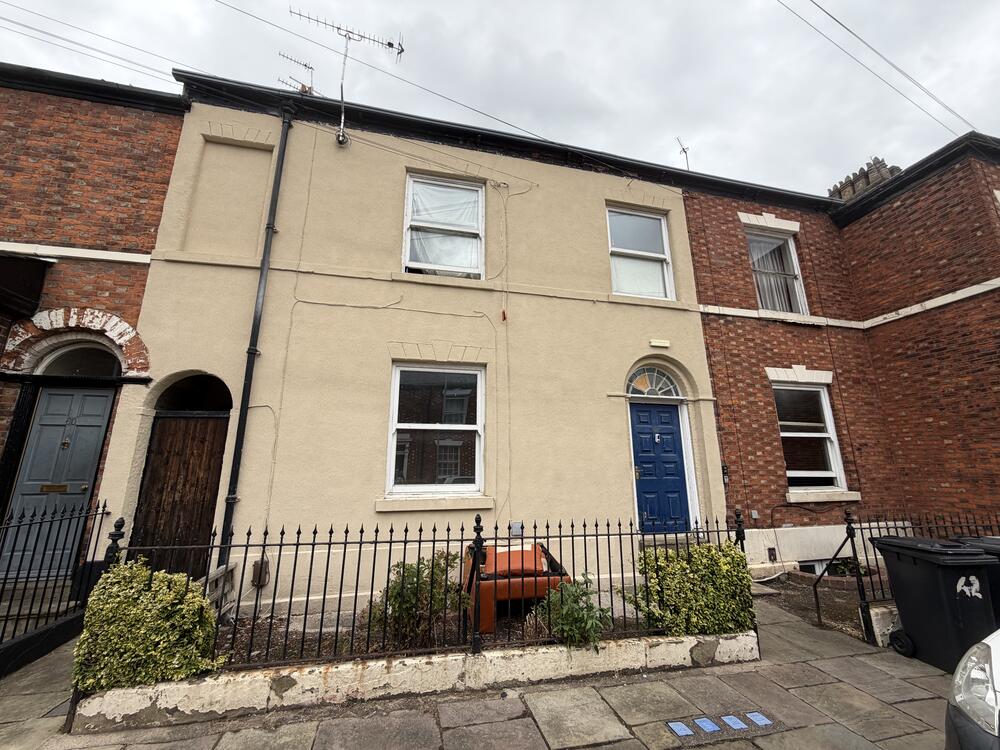 Photo of Flat 1, 62 High Street, Macclesfield, Cheshire SK11 8BR
