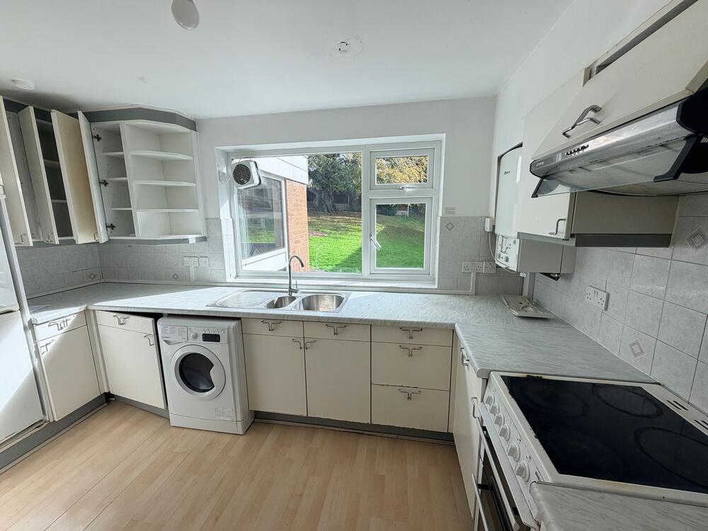 Photo of Flat 2, Lloyd Square, 12 Niall Close, Birmingham, West Midlands B15 3LX
