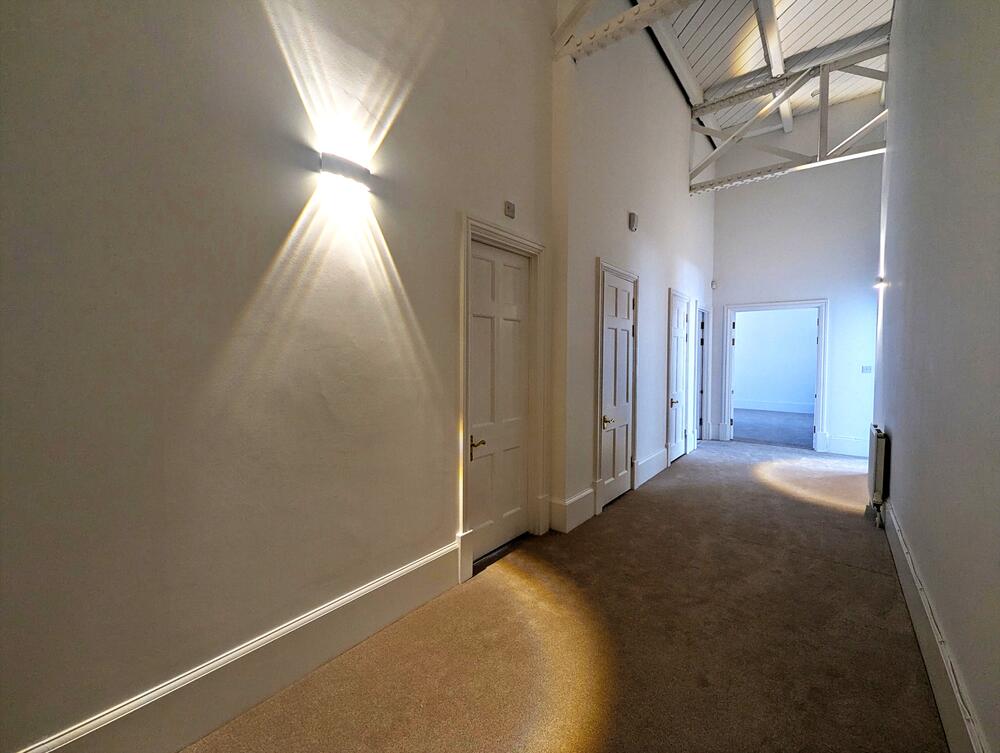 Photo of Flat 38, Victoria Court, Royal Earlswood Park, Redhill, Surrey RH1 6TE
