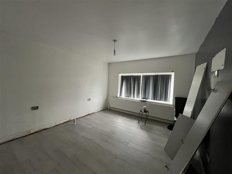 Property image #9